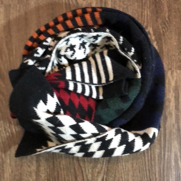 Long ZARA Scarf - Picture 7 of 7